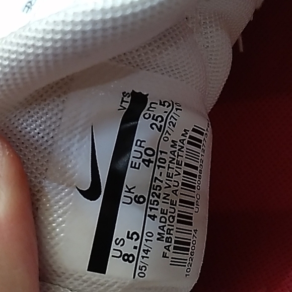 Nike womans 8.5 Quick Fit Flywire running shoe 👟 - Picture 7 of 7